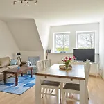 Haus Deichwelle * Vollerwiek