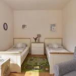 Haus Deichwelle Apartamento Vollerwiek