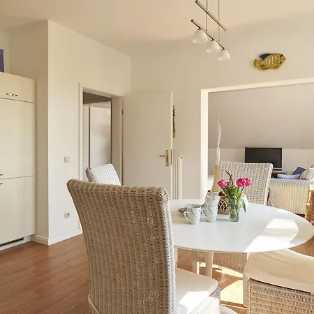 Haus Deichwelle דירה *