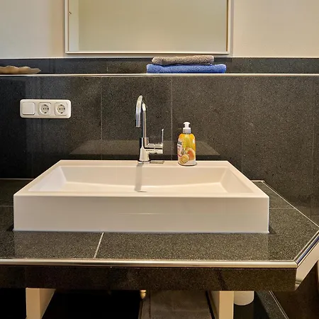 Haus Deichwelle דירה Vollerwiek