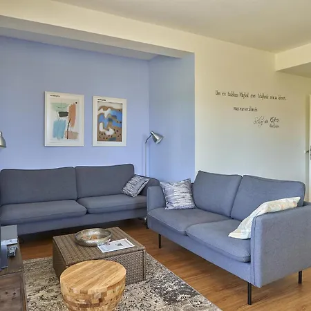 Haus Deichwelle דירה *